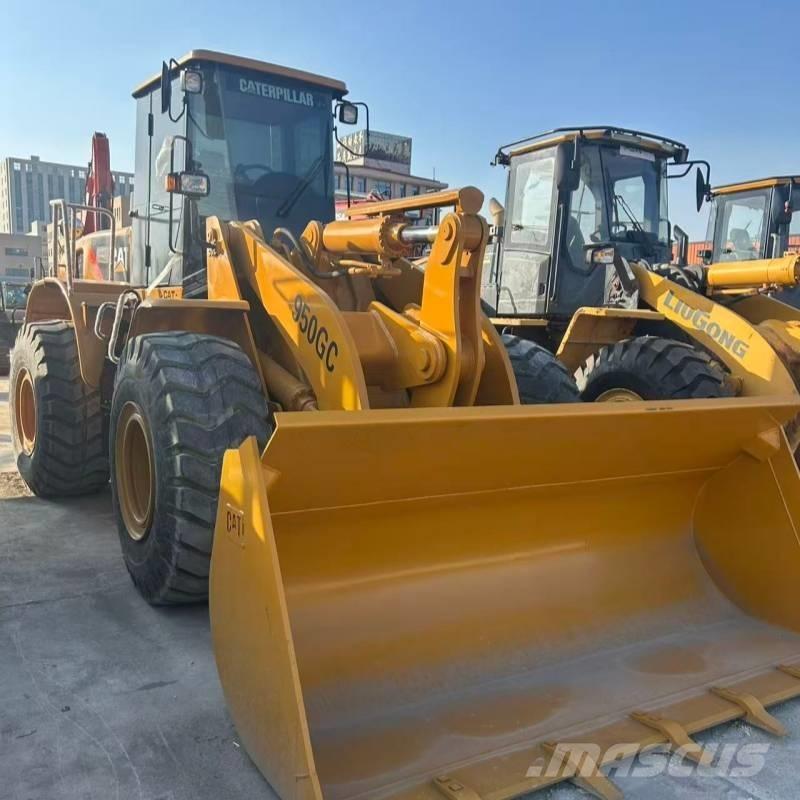 CAT 950 GC Фронтальні навантажувачі