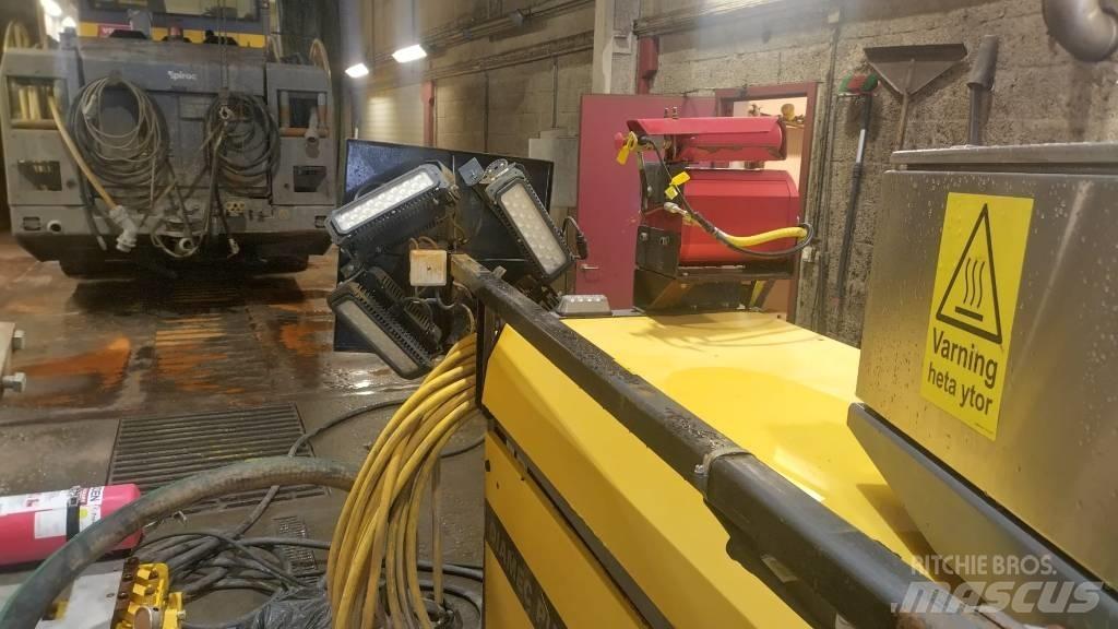 Atlas Copco U4 Установки тросового зміцнення шахт і тунелів