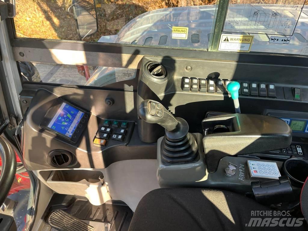 Takeuchi TB295W Колісні екскаватори