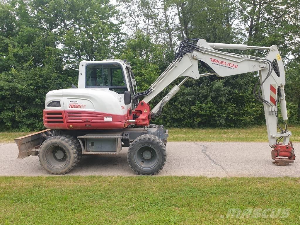 Takeuchi TB295W Колісні екскаватори