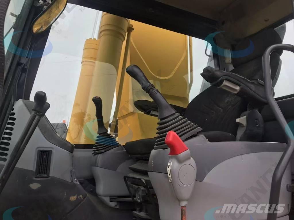 Komatsu PC 300 Гусеничні екскаватори