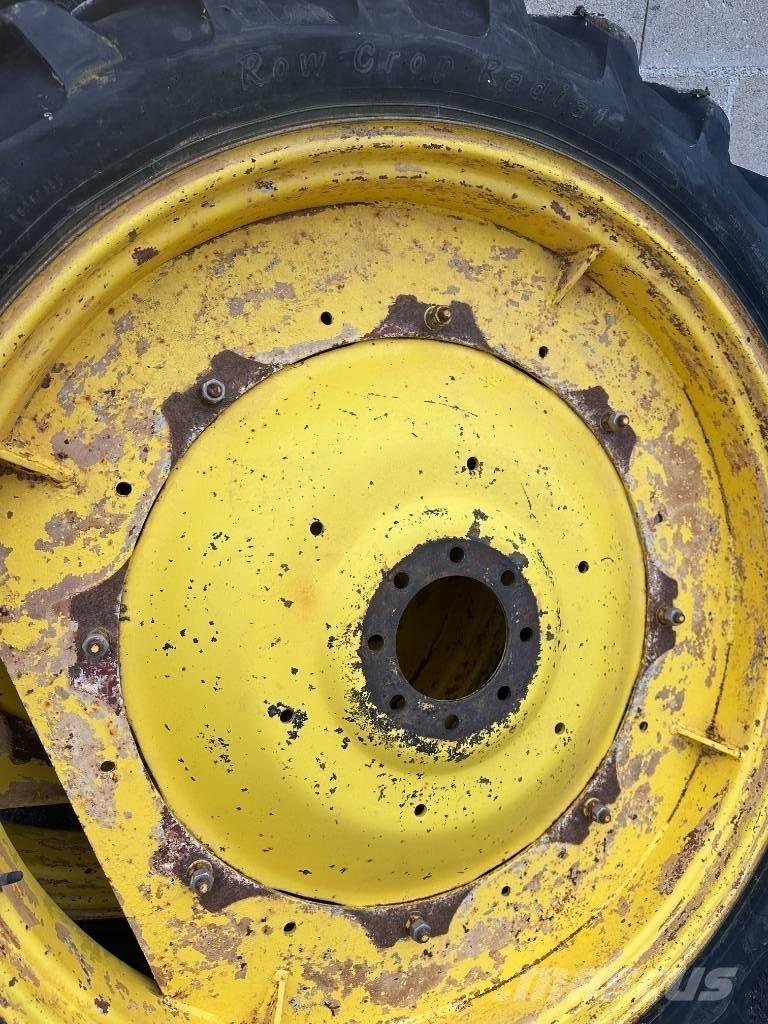 Alliance 230/95R44 Колеса