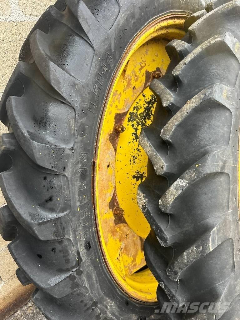 Alliance 230/95R44 Колеса