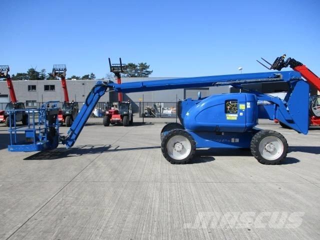 JLG 600 AJ (253) Компактні самохідні стрілові підйомники