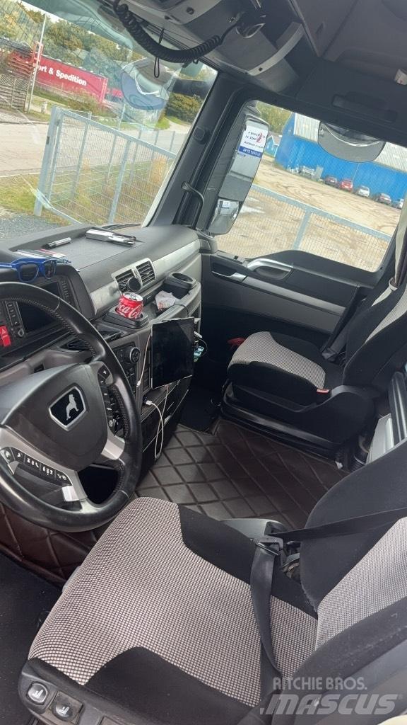 MAN TGX 35.510 Вантажівки з гаковим підйомом