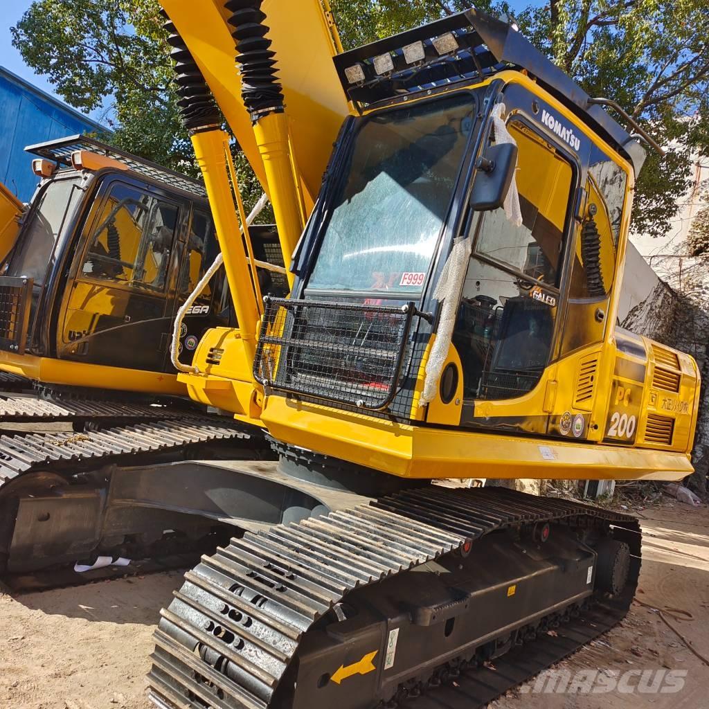 Komatsu PC 200 Гусеничні екскаватори