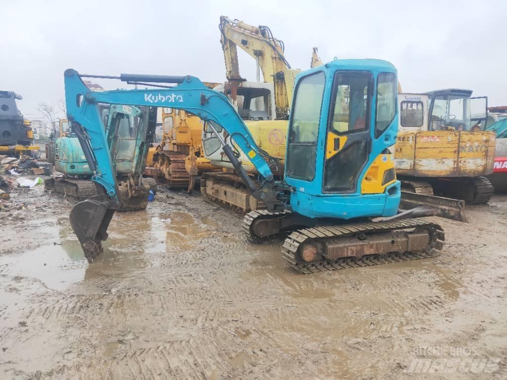 Kubota KX135 Гусеничні екскаватори