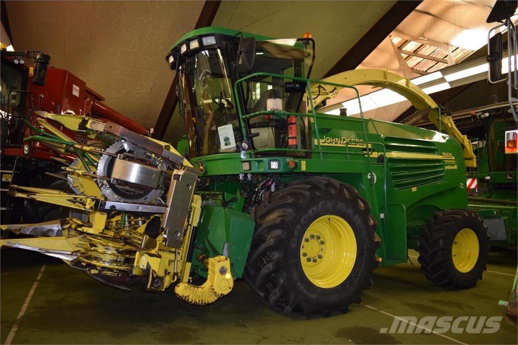 John Deere 7400 Кормозбиральні комбайни