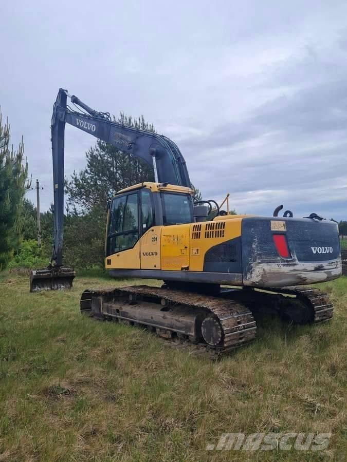 Volvo EC 210 C L Екскаватори з великим вилітом