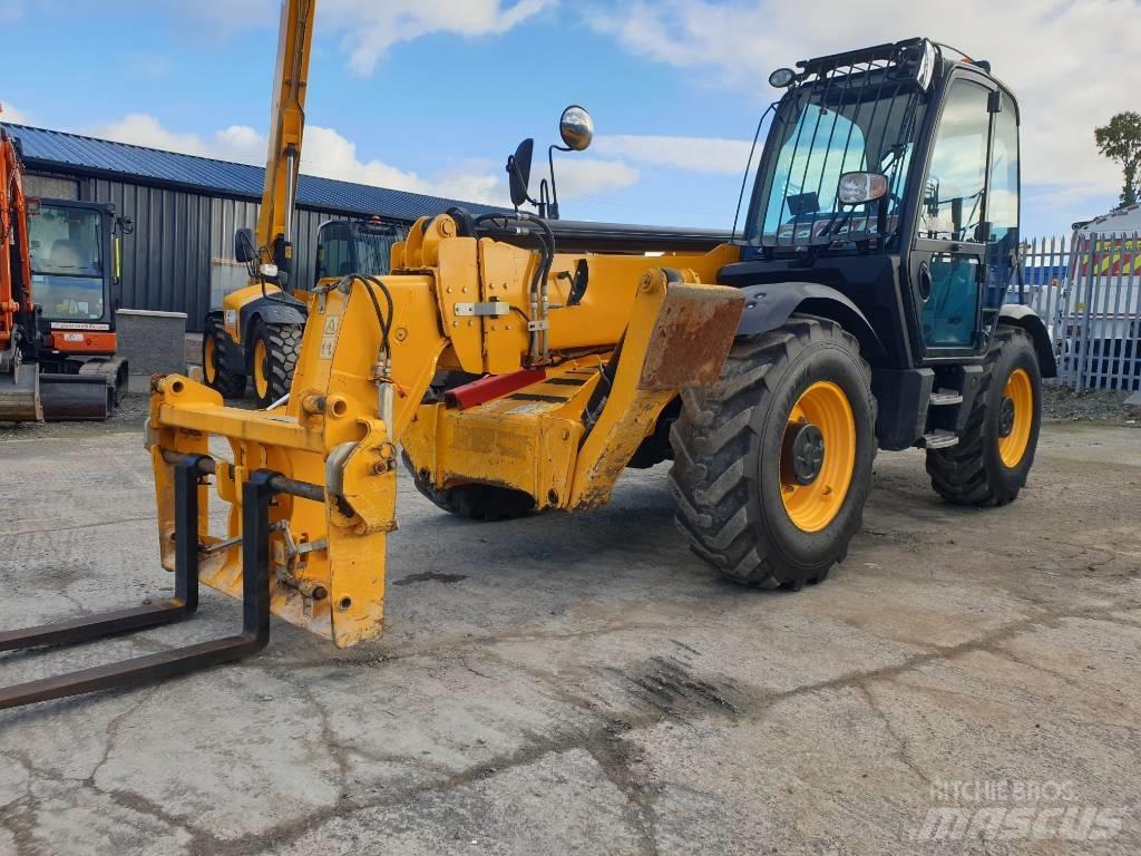 JCB 540-140 Телескопічні навантажувачі