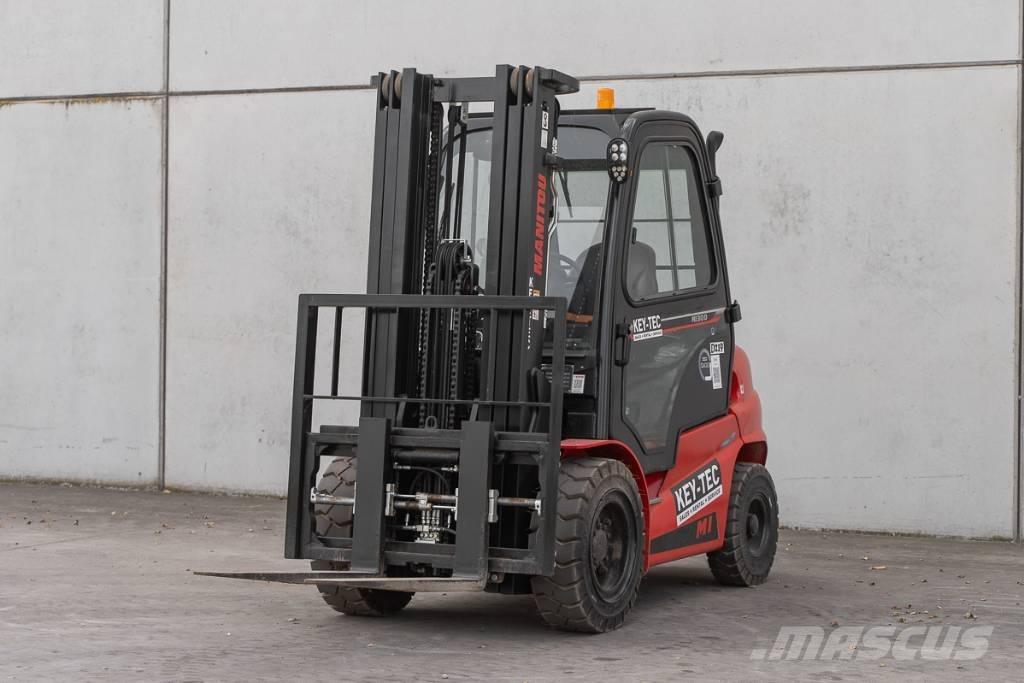 Manitou MI 30 D Дизельні навантажувачі