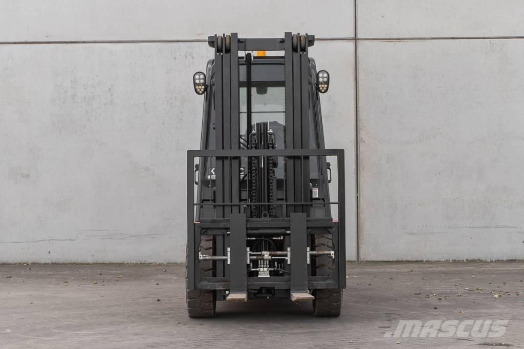 Manitou MI 30 D Дизельні навантажувачі