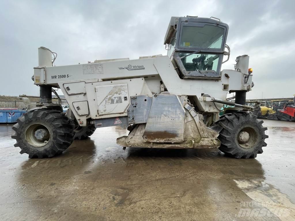 Wirtgen WR 2500S Ресайклери