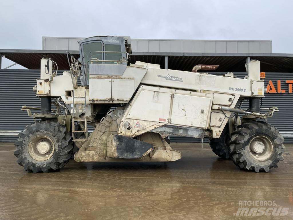 Wirtgen WR 2500S Ресайклери