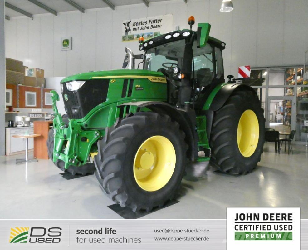 John Deere 6R 250 Трактори
