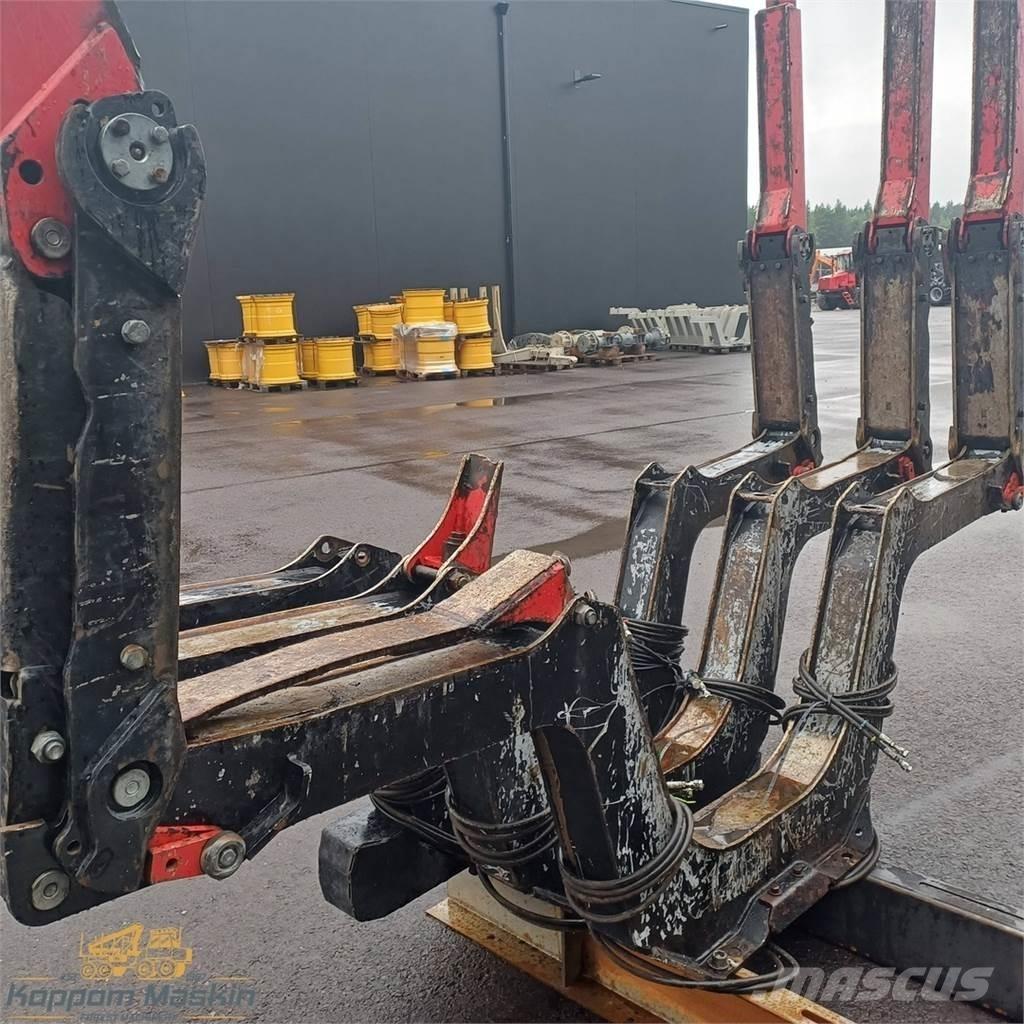 Komatsu 895 Інше обладнання