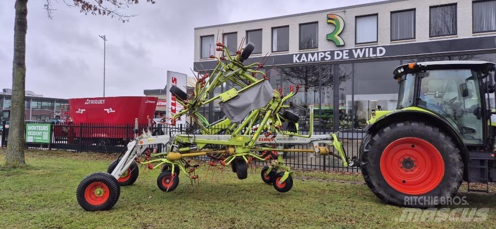 CLAAS Volto 1320 T Граблі і сінозворушувачі