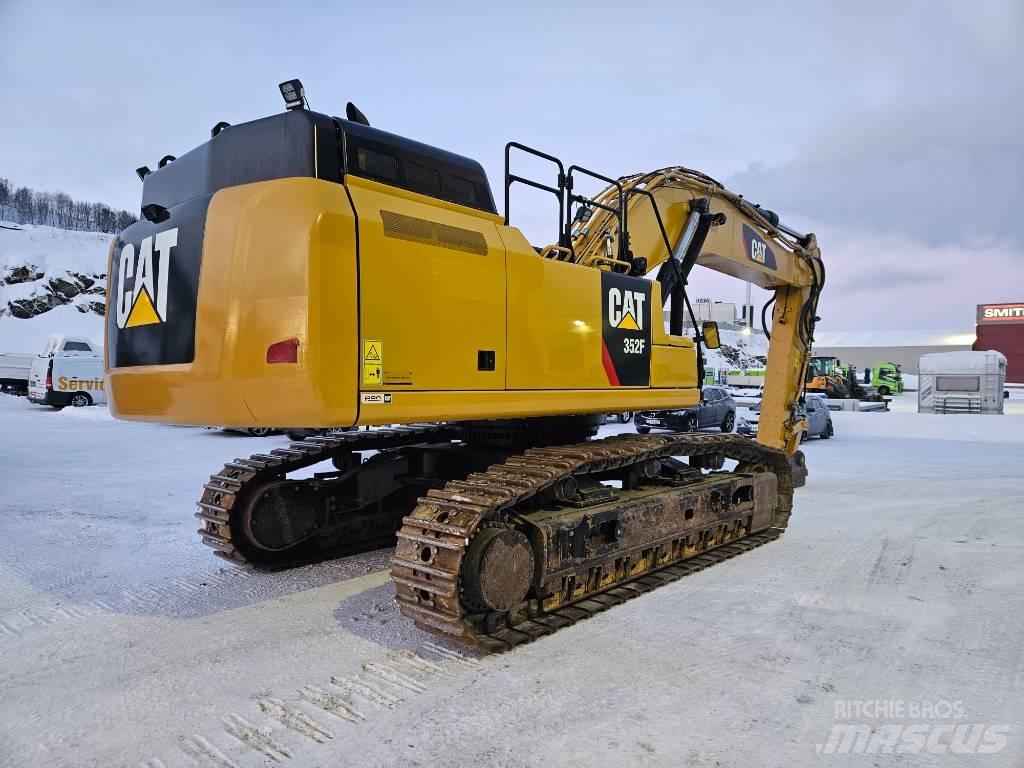 CAT 352 Гусеничні екскаватори