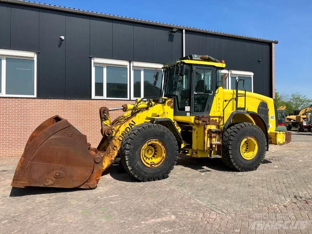Hyundai HL960 Фронтальні навантажувачі