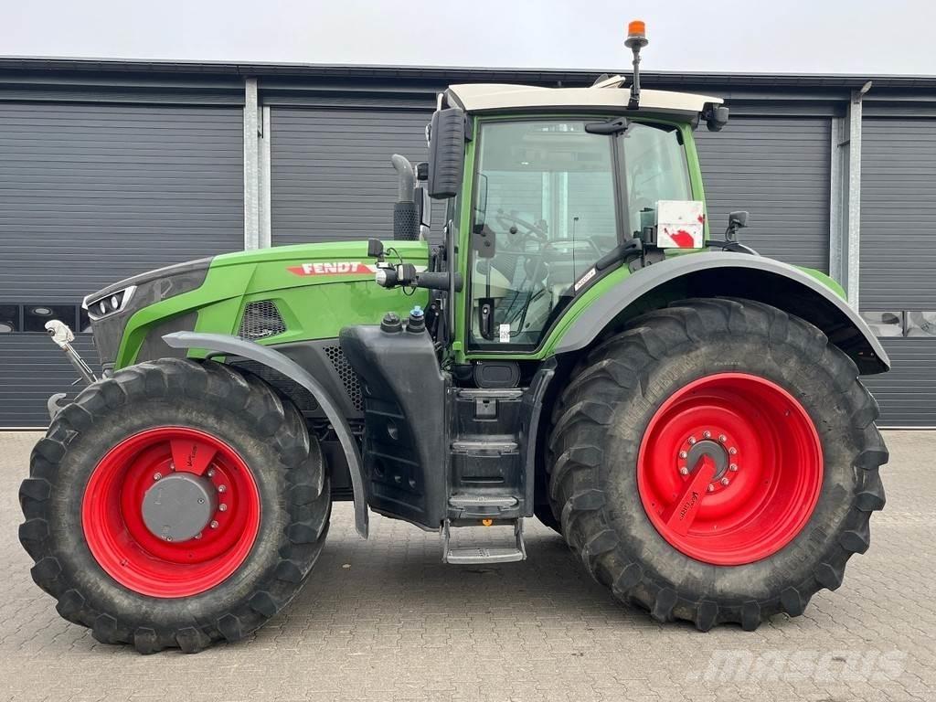 Fendt 930 gen7 Трактори