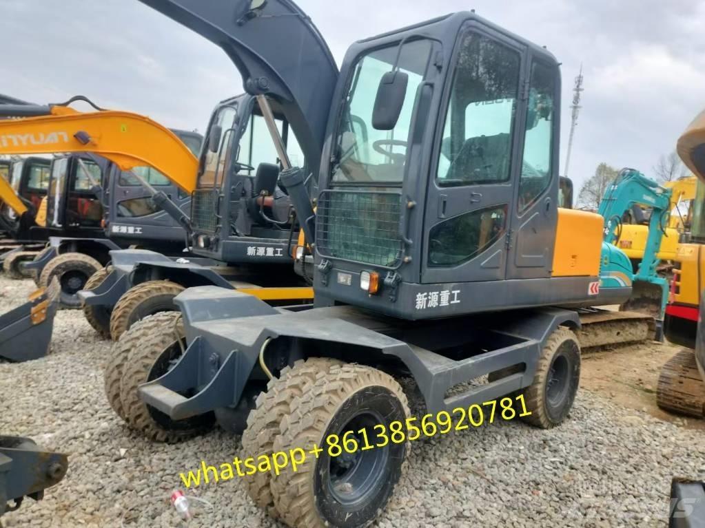 Xinyuan XYB75W-9 Колісні екскаватори