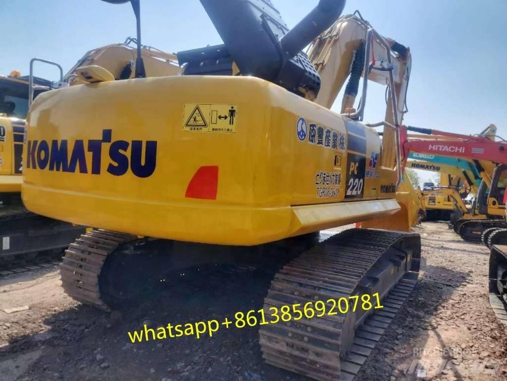 Komatsu PC 220-8 Гусеничні екскаватори