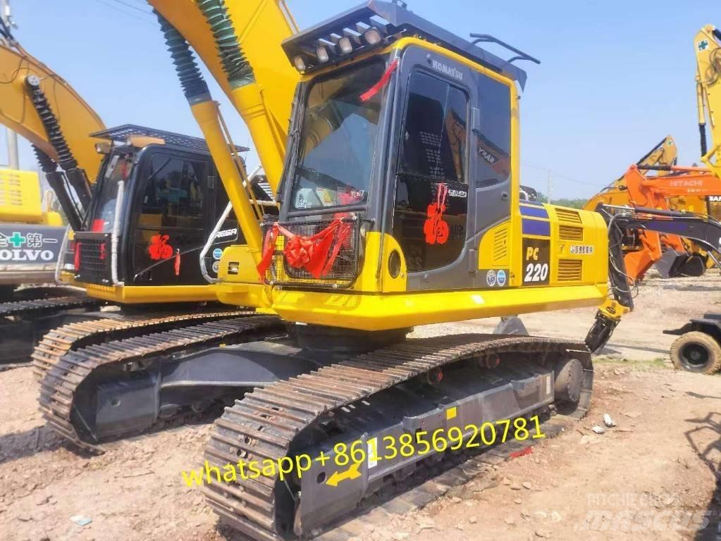Komatsu PC 220-8 Гусеничні екскаватори