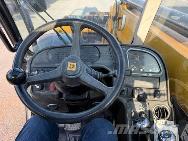 JCB 533-105 Телескопічні навантажувачі