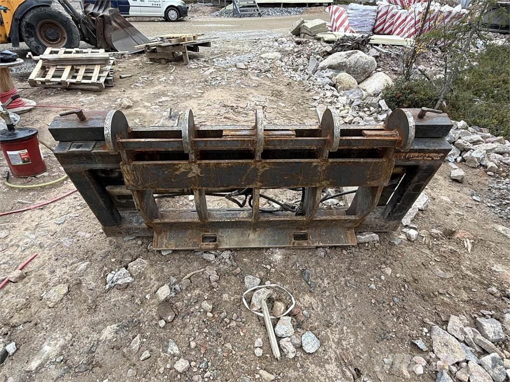 Volvo L220D Фронтальні навантажувачі