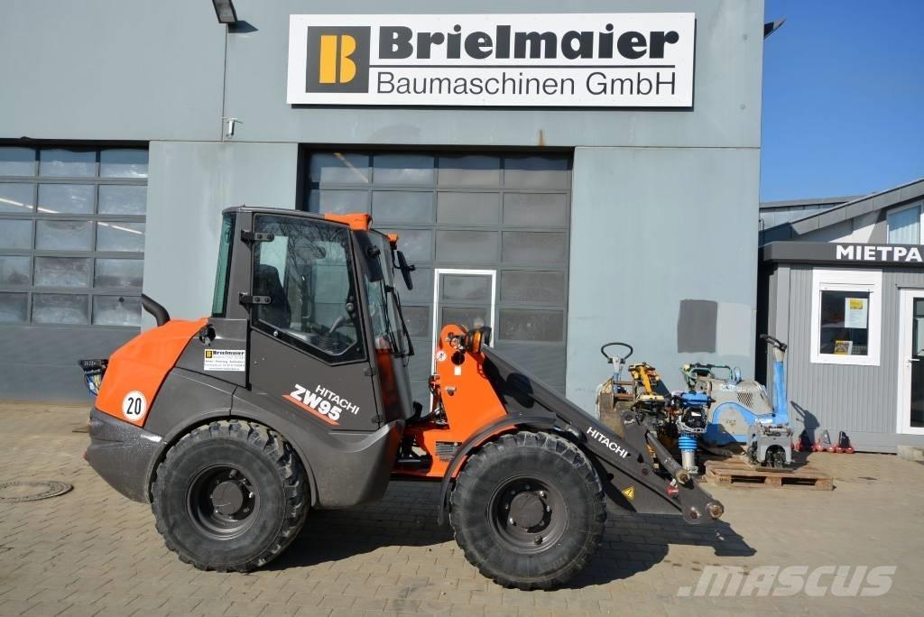 Hitachi ZW 95-6 C Фронтальні навантажувачі