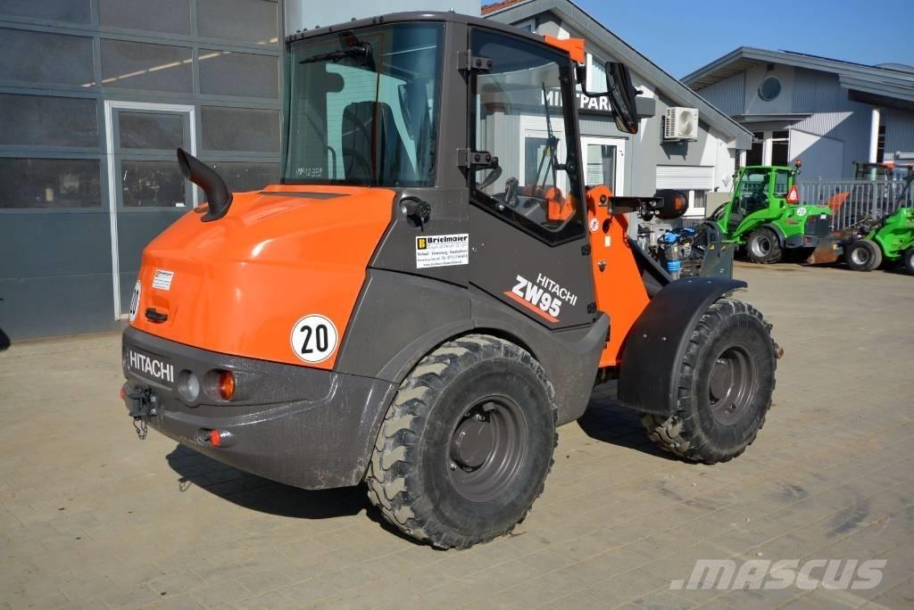 Hitachi ZW 95-6 C Фронтальні навантажувачі