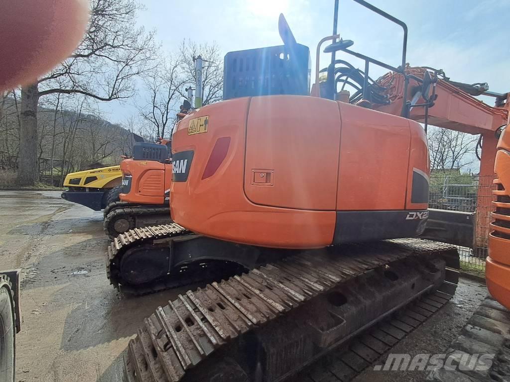 Doosan DX 235 LCR-5 Гусеничні екскаватори
