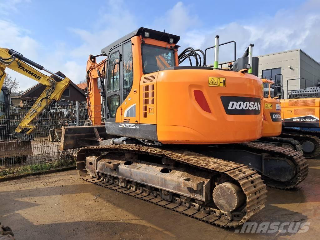 Doosan DX 235 LCR-5 Гусеничні екскаватори
