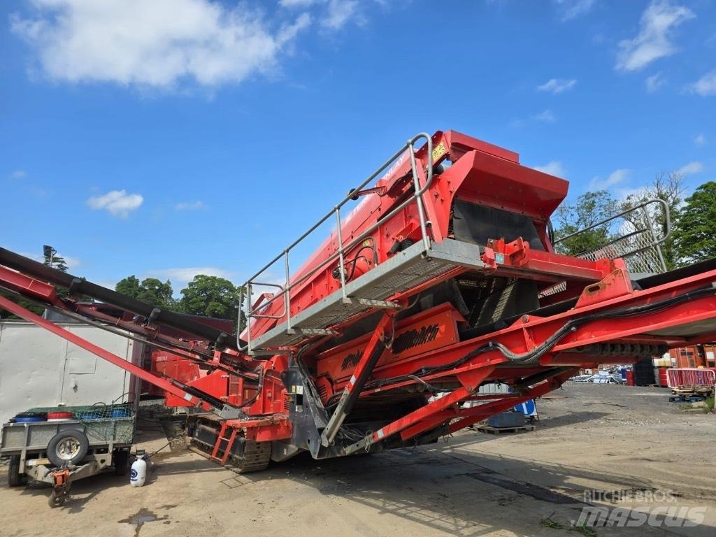 Finlay 683 SuperTrak Мобільні грохоти