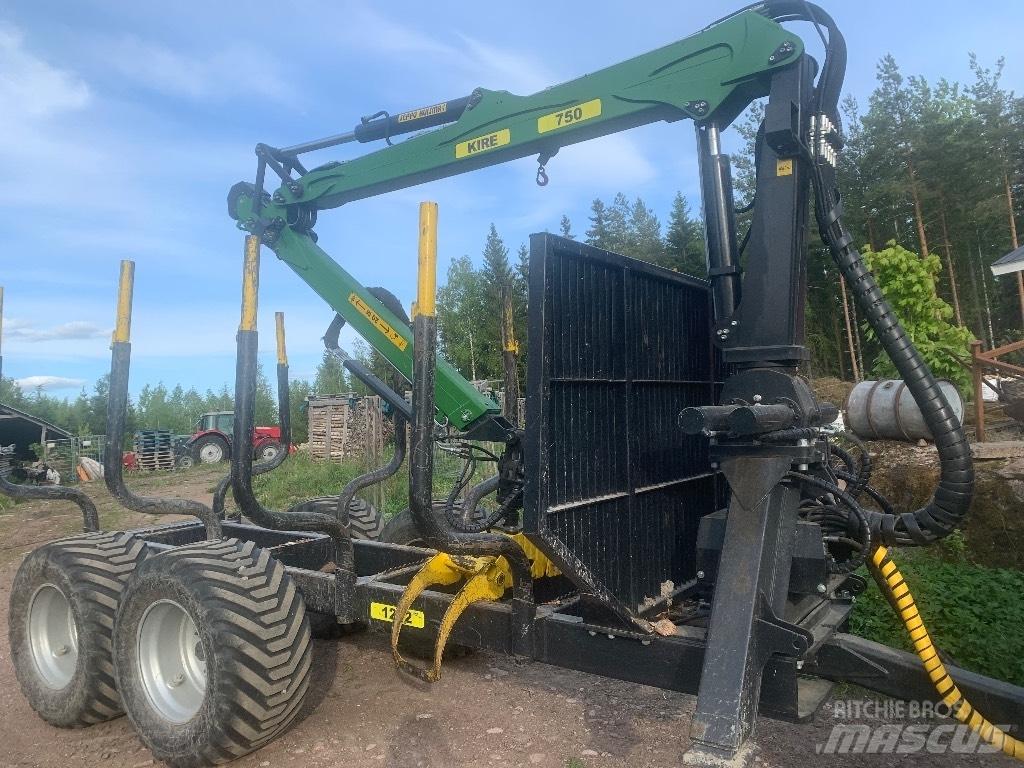 Kire 750 Крани-навантажувачі
