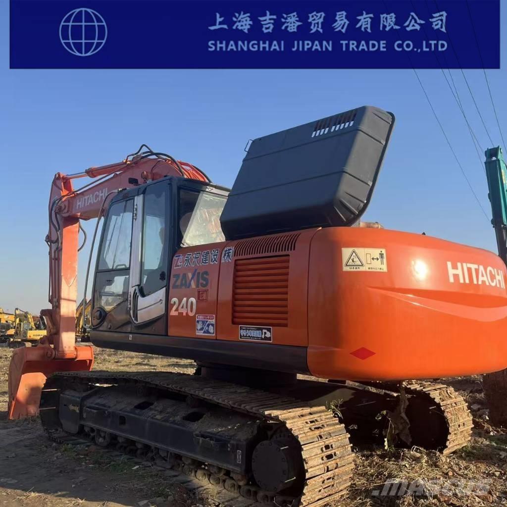 Hitachi ZX 240 Гусеничні екскаватори