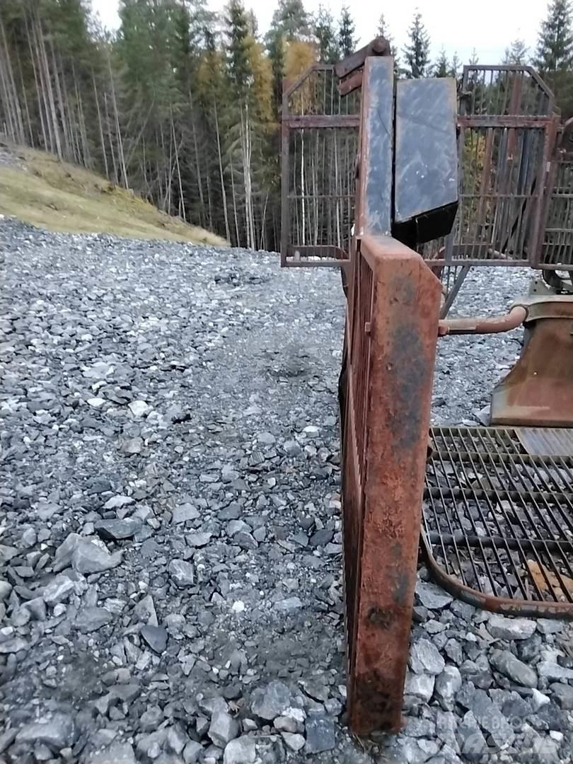 Valmet 890.1 Інше обладнання
