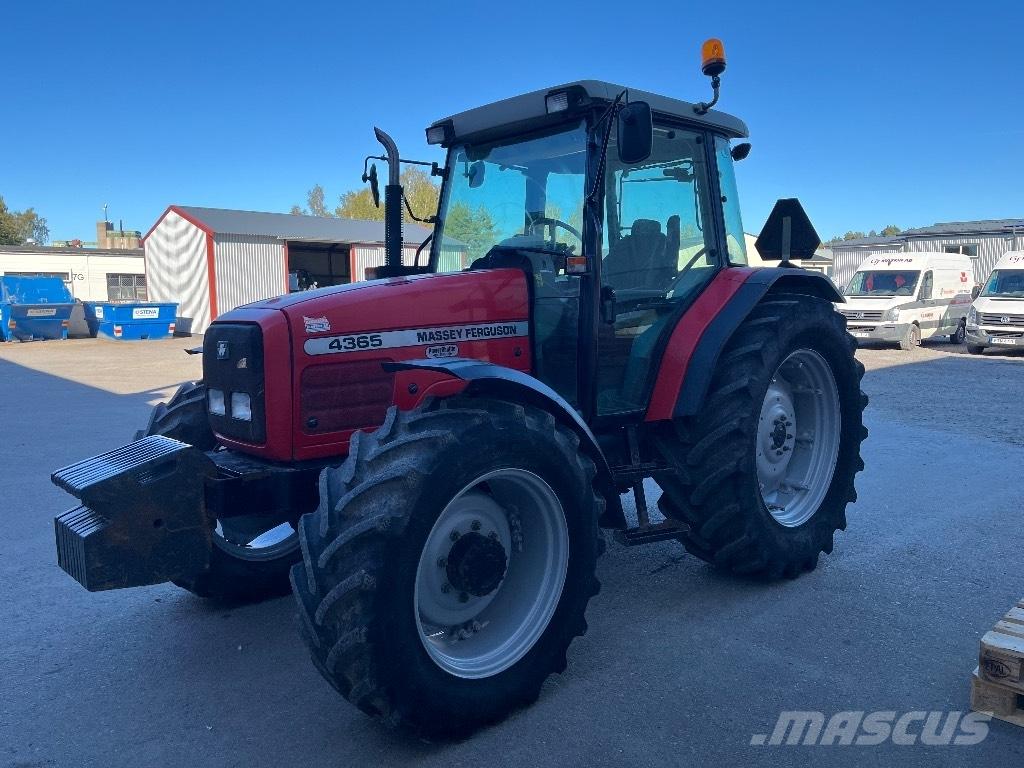 Massey Ferguson 4365 Трактори