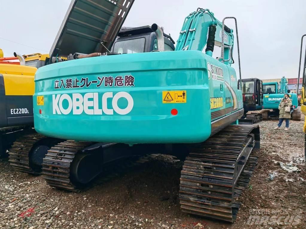 Kobelco SK200D Гусеничні екскаватори