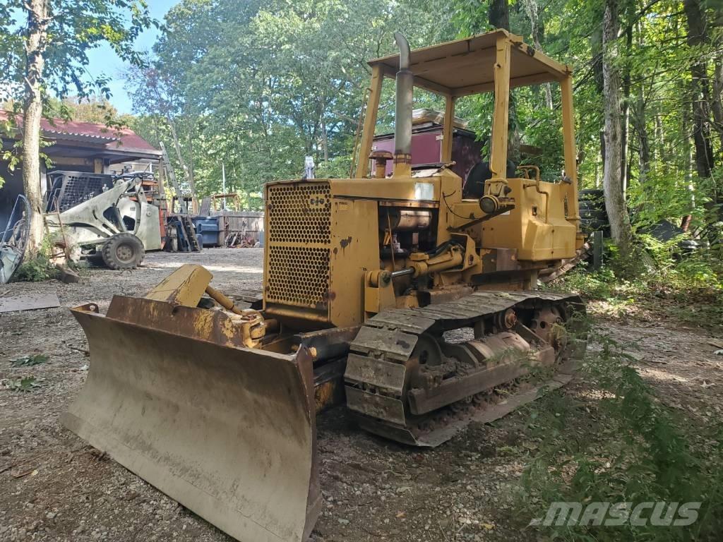 Komatsu D 31 A-17 Гусеничні бульдозери