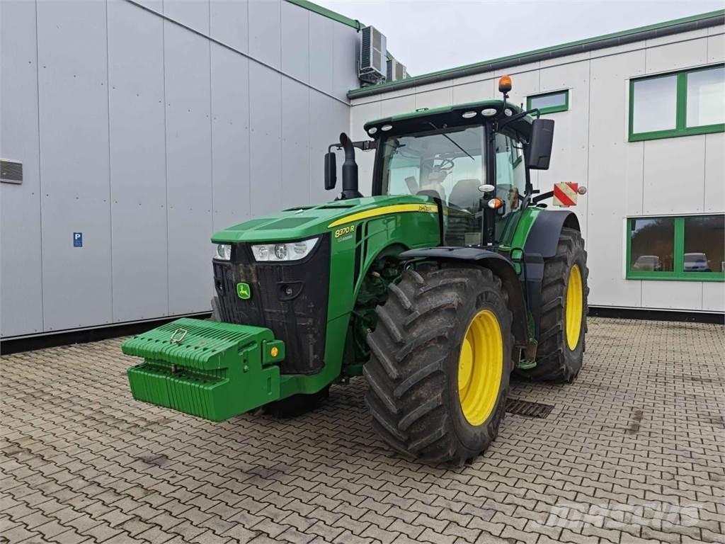 John Deere 8370R Трактори