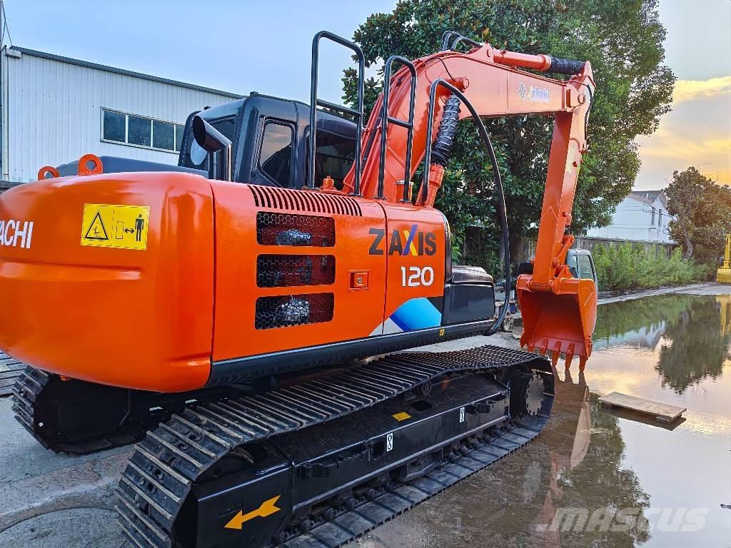 Hitachi ZX 120 Гусеничні екскаватори