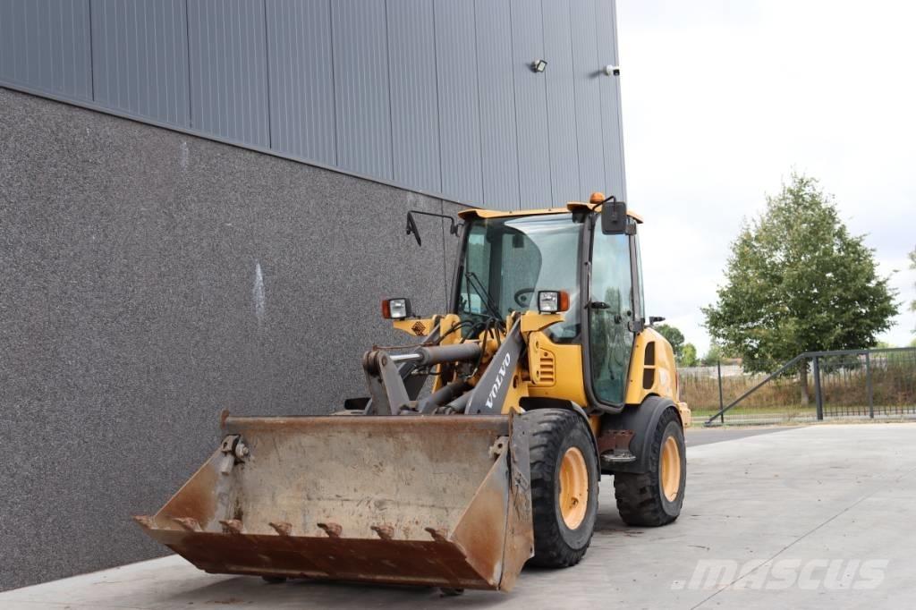 Volvo L25F-Z Фронтальні навантажувачі