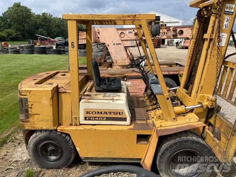 Komatsu FG 40ZT-4 Інше