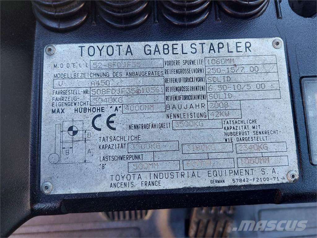 Toyota 52 8FDJF35 Дизельні навантажувачі