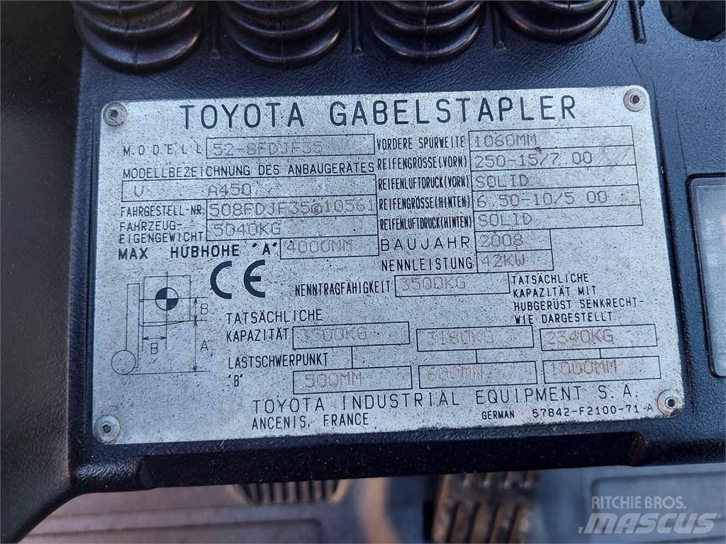 Toyota 52 8FDJF35 Дизельні навантажувачі