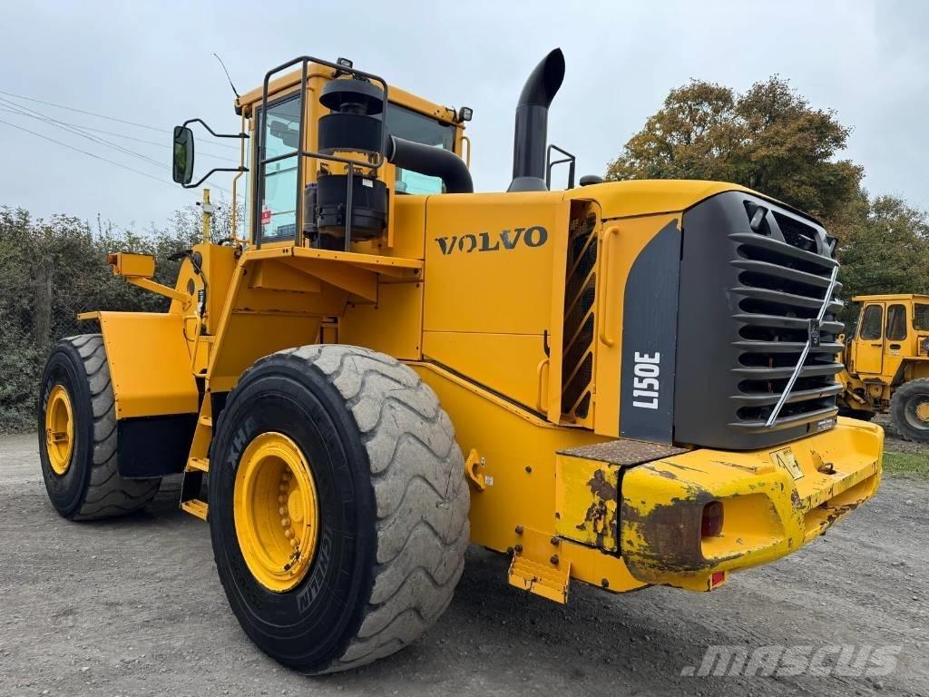 Volvo L 150 E Фронтальні навантажувачі