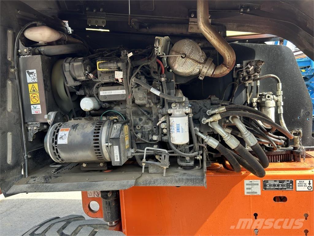 JLG 460SJ (4568) Телескопічні підйомники