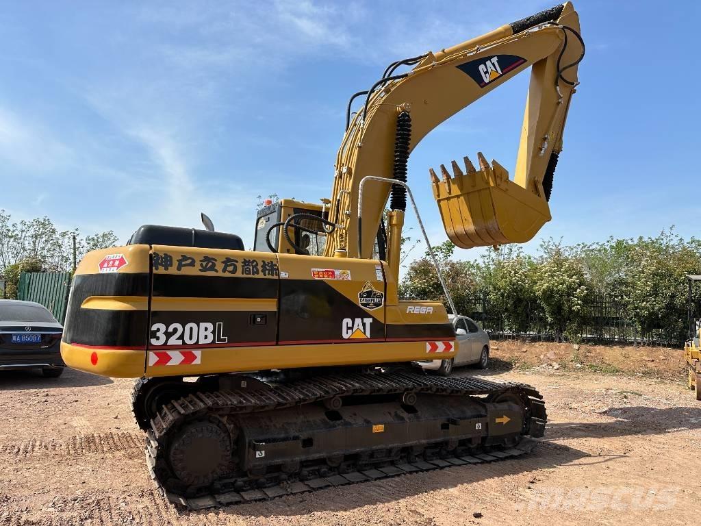 CAT 320 B Гусеничні екскаватори