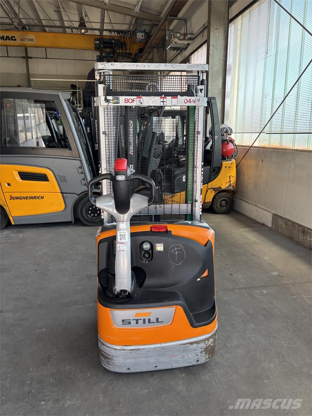 Still EXV 12i Самохідні електроштабелери